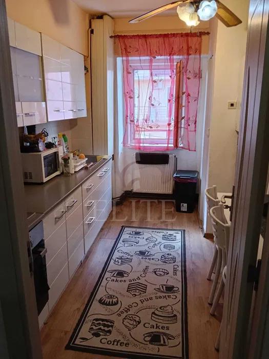 Apartament 3 camere în zona Intre Lacuri-1272669