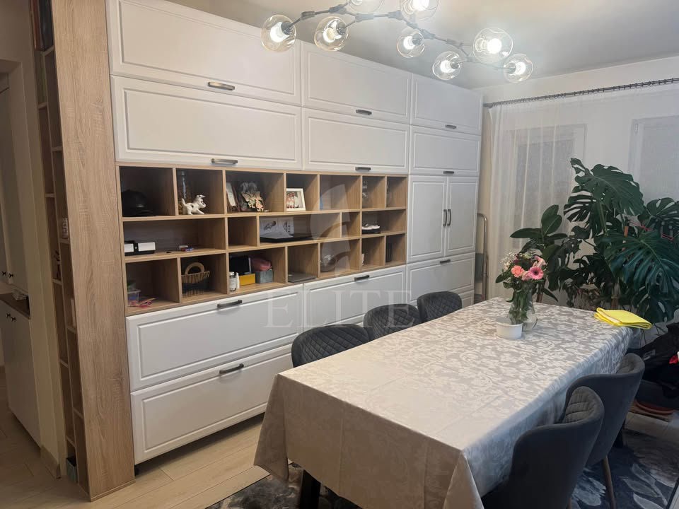 Apartament 3 camere în zona COLINA-1272711