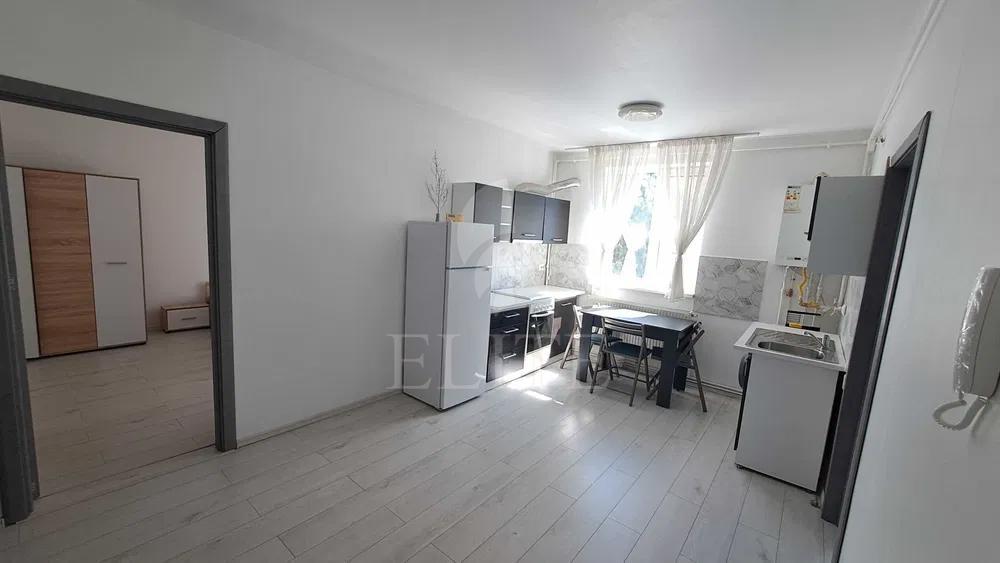 Apartament 2 camere în zona HOTEL ATHOS-1273474