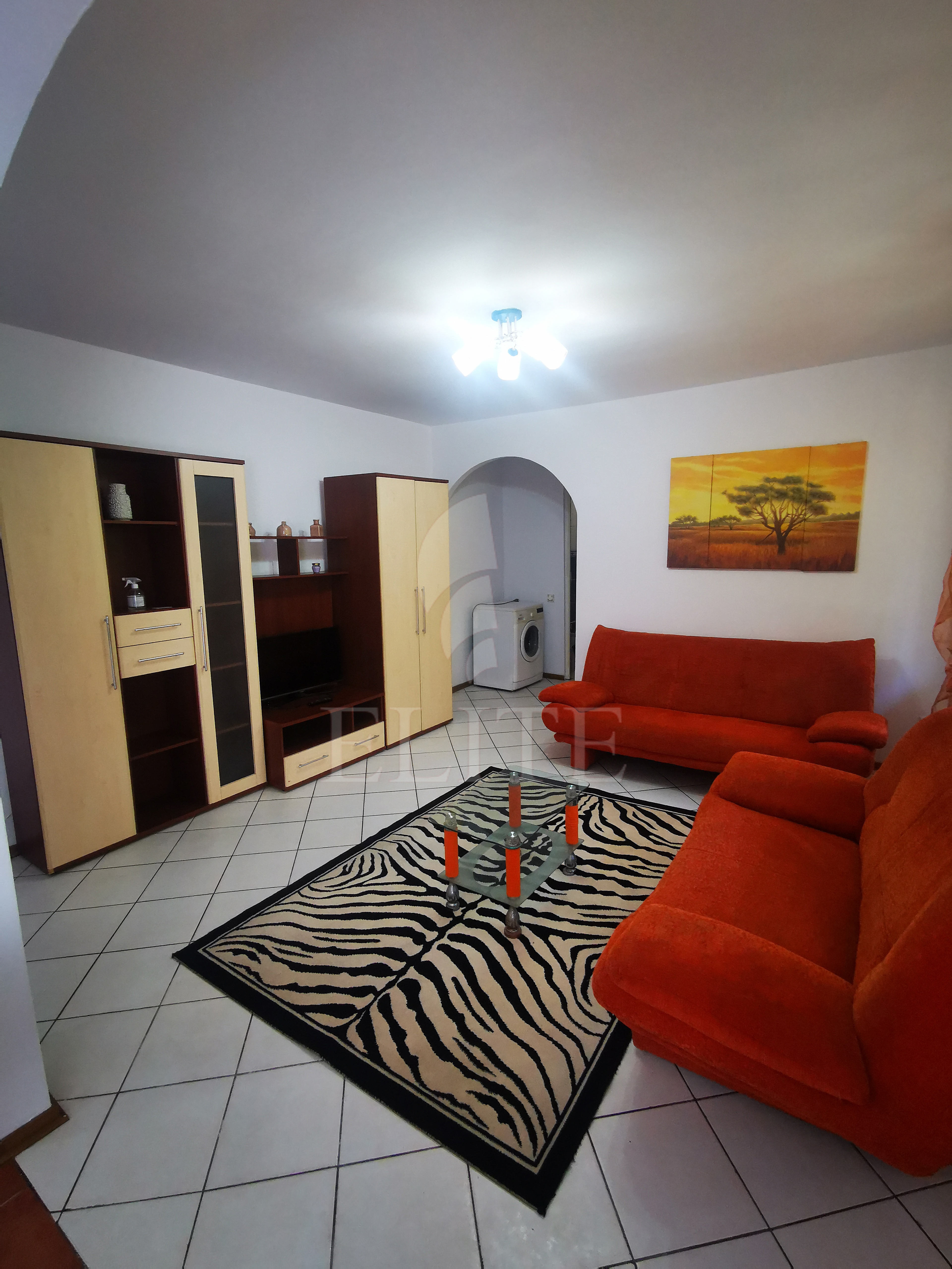 Apartament 2 camere în zona INTERSERVISAN-1275347