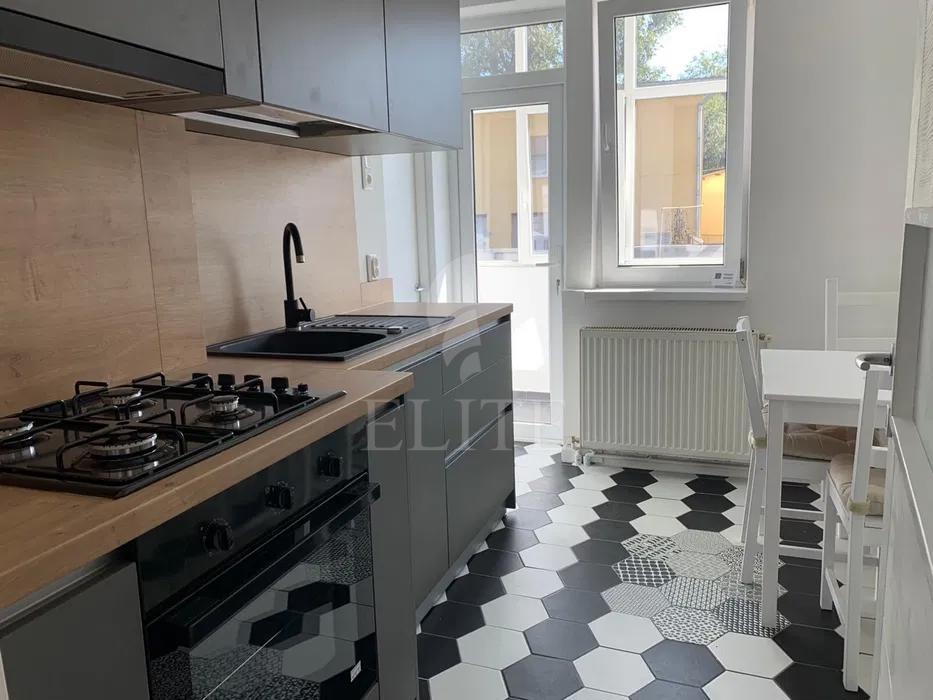 Apartament 2 camere în zona SEMICENTRALA-1275434