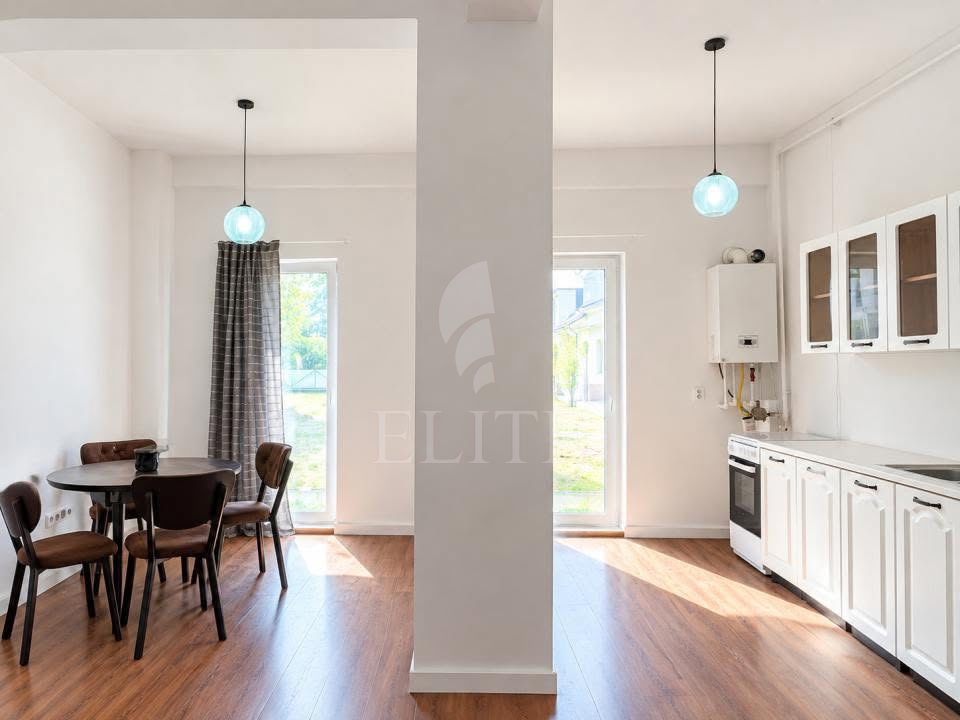 Apartament 2 camere în zona DAMBUL ROTUND-1275529