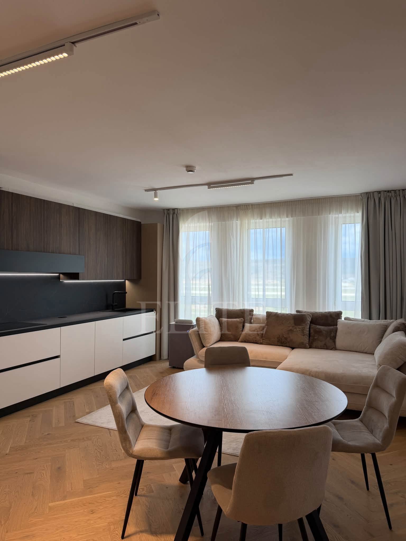 Apartament 3 camere în zona AEROPORTUL AVRAM IANCU-1275559