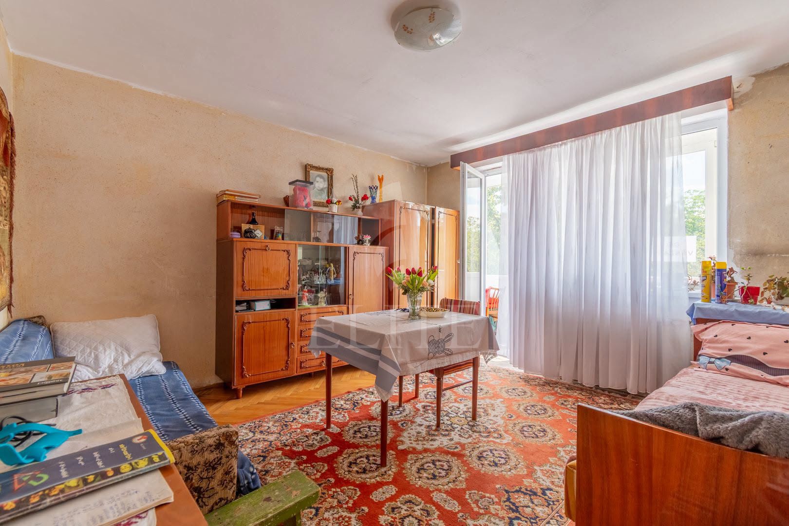 Apartament 3 camere în zona STRAZII SCARISOARA-1276045