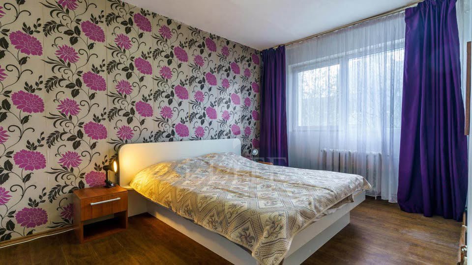Apartament 3 camere în zona NORA-1276094