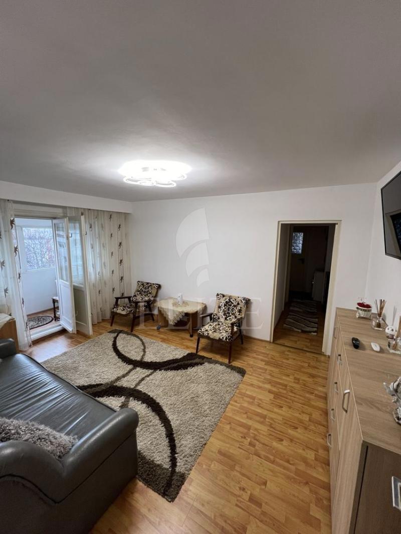 Apartament 3 camere în zona BIG-1276932
