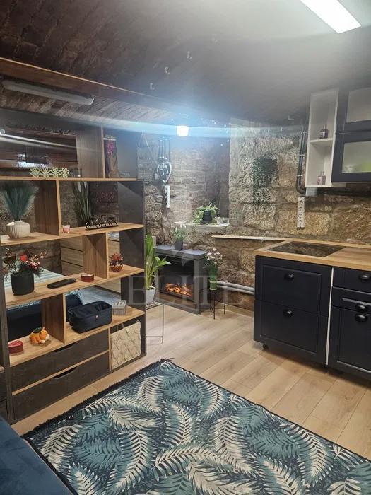 Apartament o camera în zona STRAZII TRAIAN-1277580