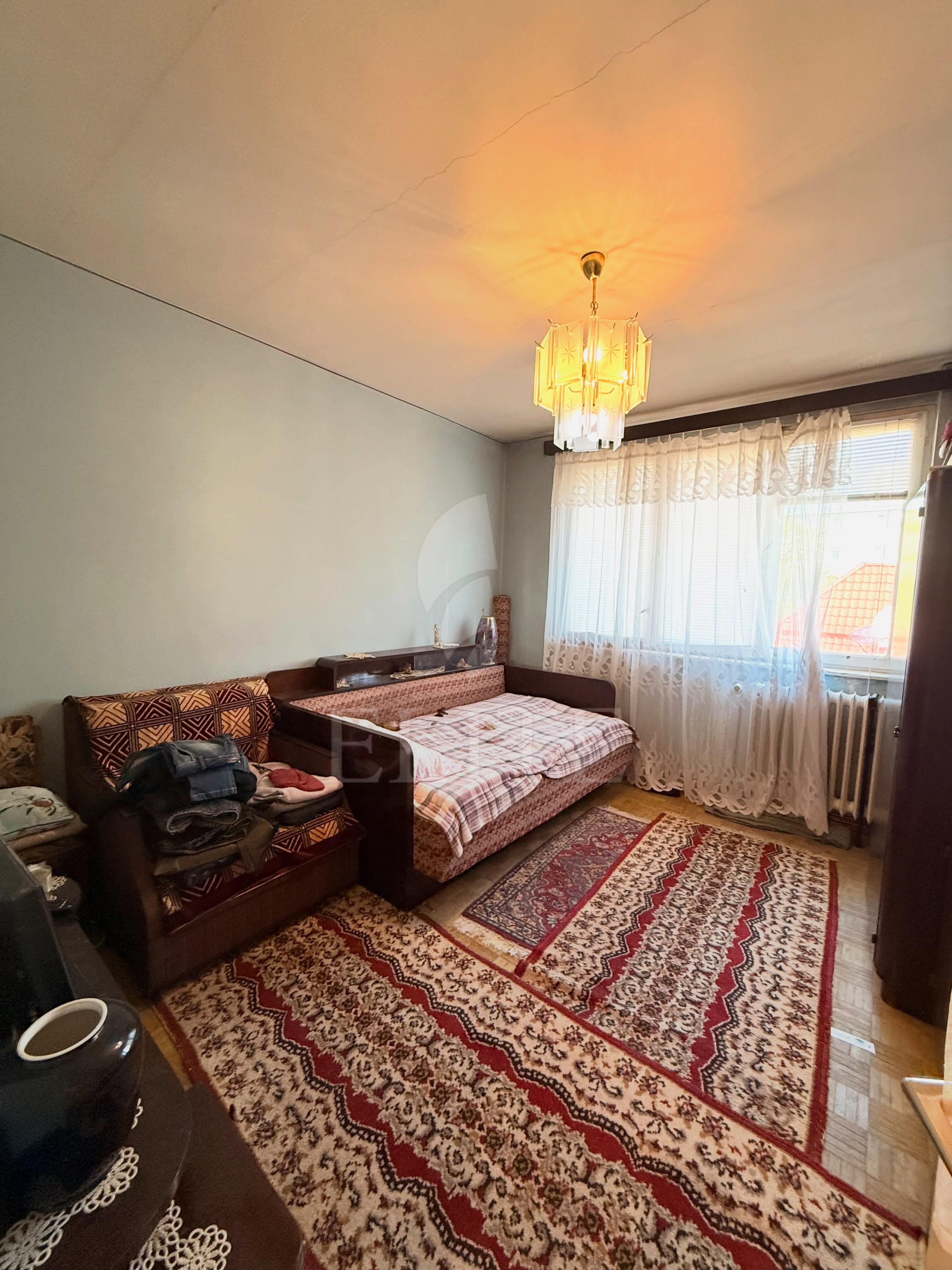 Apartament 3 camere în zona ALEXANDRU VLAHUTA-1277781