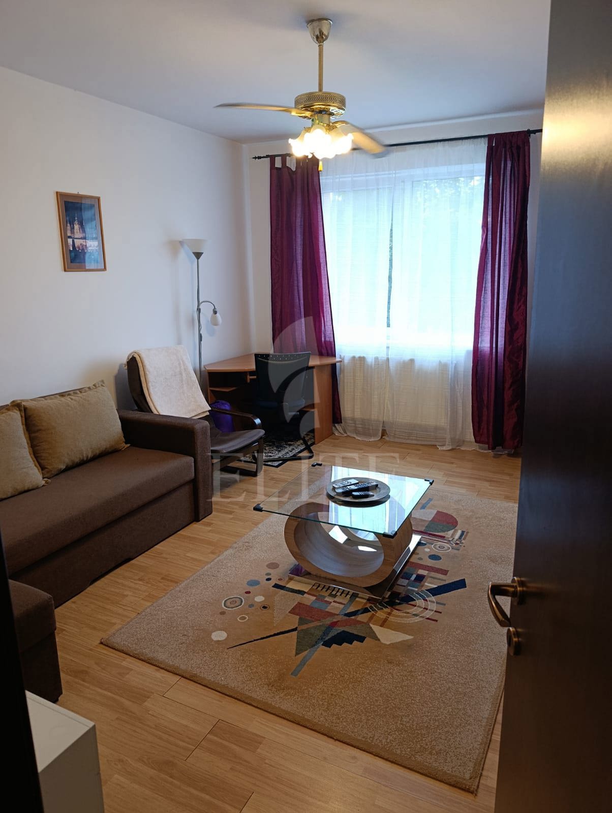 Apartament o camera în zona GRUIA-1278328