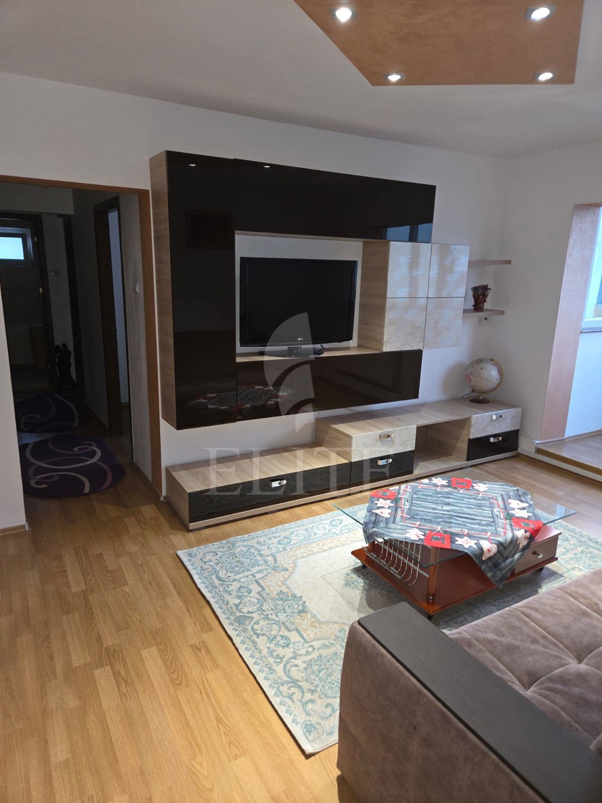 Apartament 3 camere în zona COMPLEX BIG-1278907