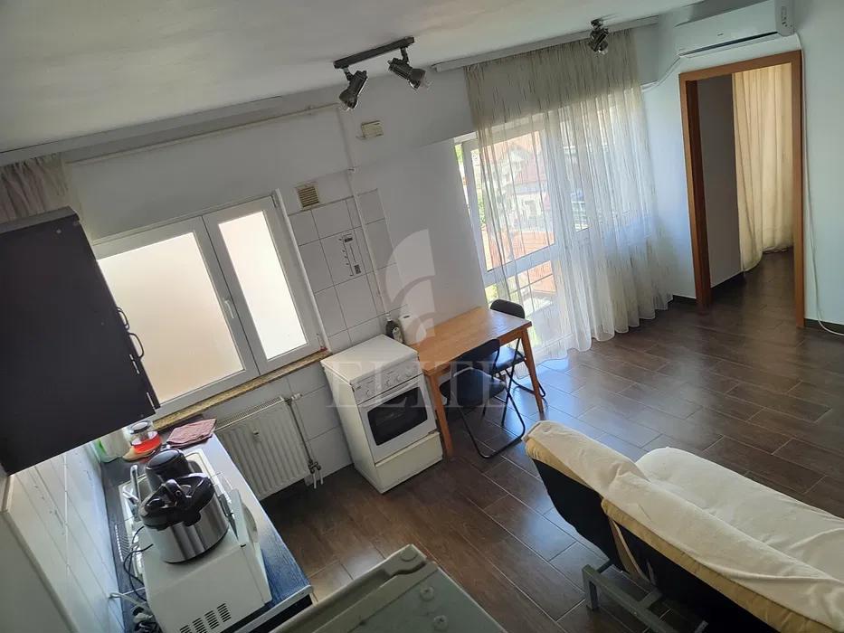 Apartament o camera în zona BLOCUL SPRAY-1279702