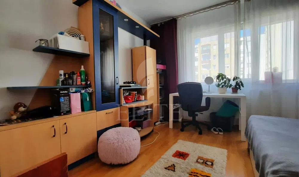 Apartament 2 camere în zona SIRENA-1280003