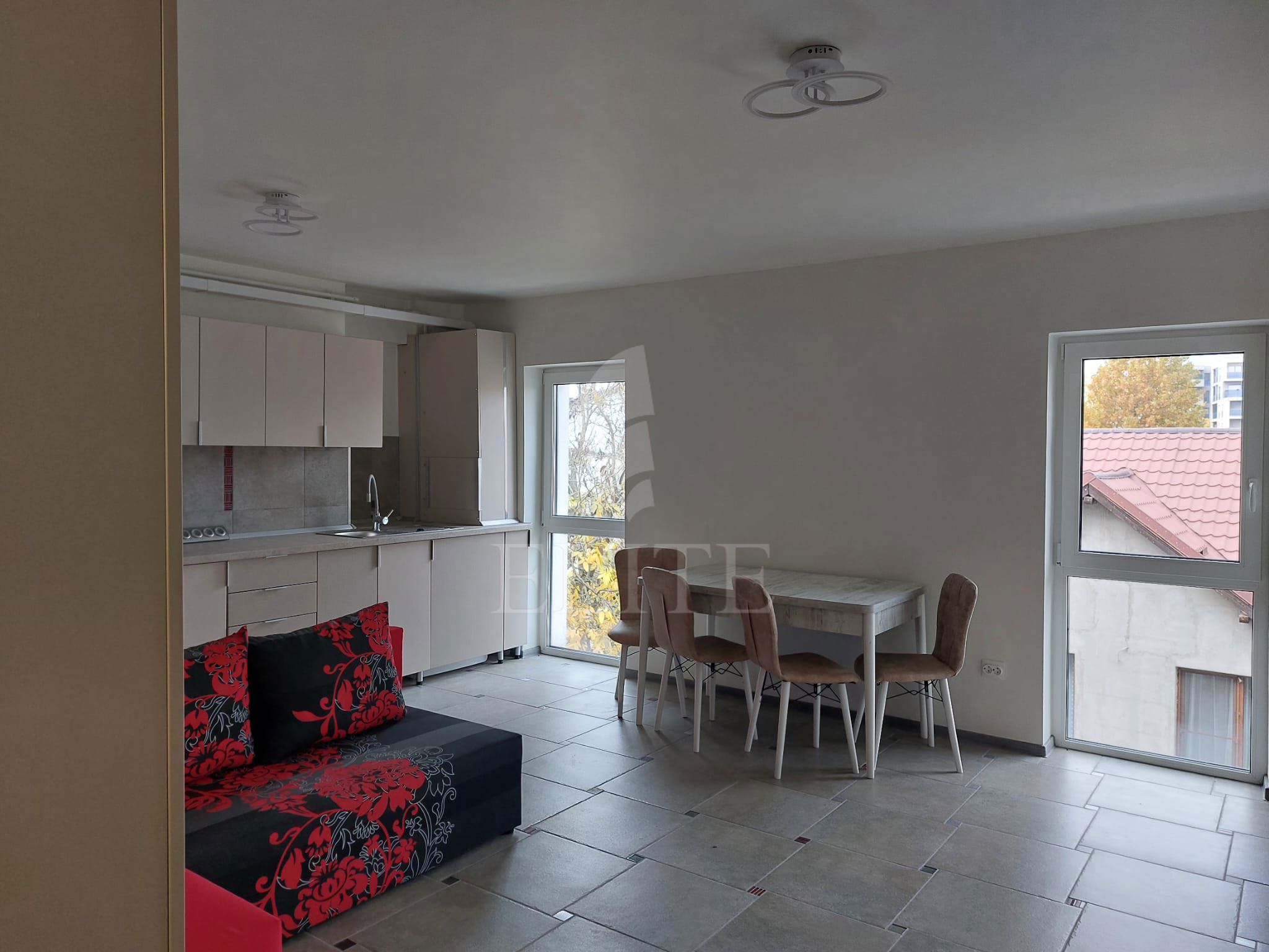 Apartament 2 camere în zona LOMBULUI-1280390