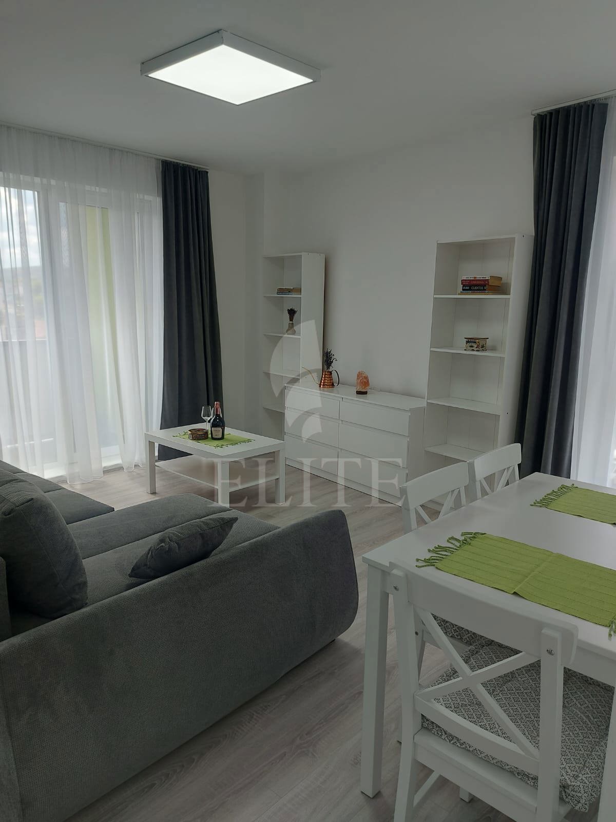 Apartament 2 camere în zona LOMBULUI-1280610
