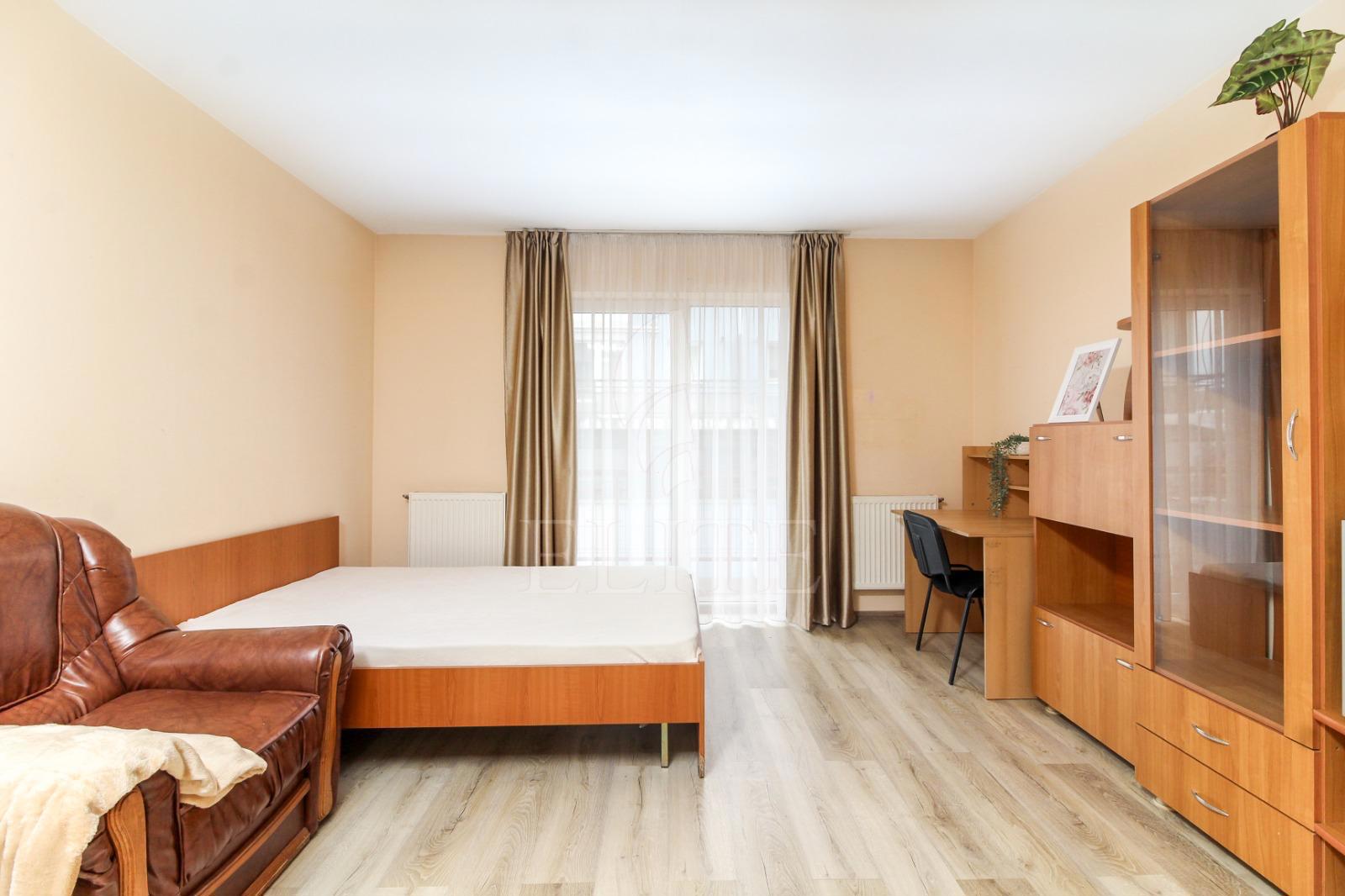 Apartament o camera în zona ZORILOR-1281870