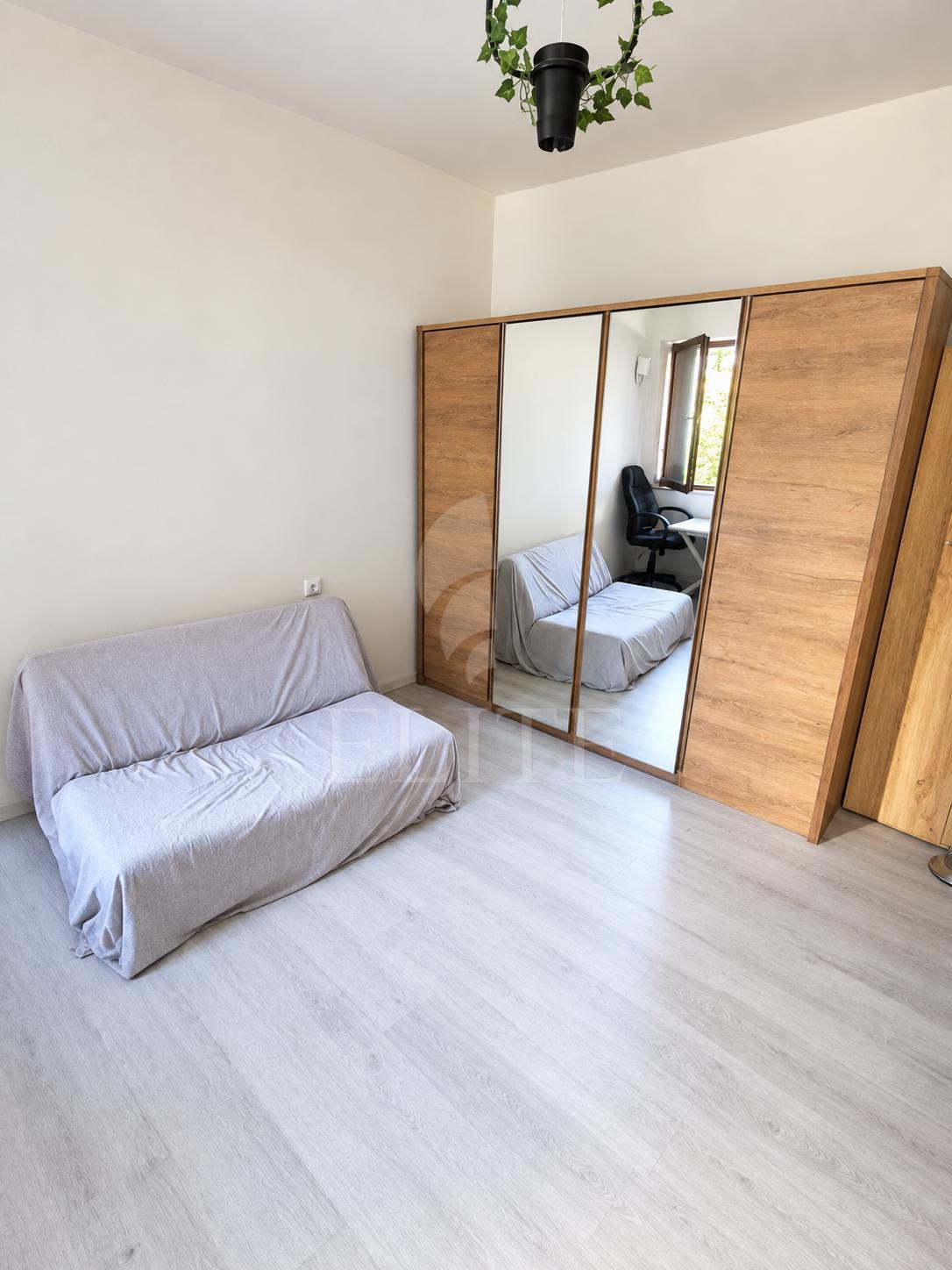 Apartament o camera în zona STRAZII MOTILOR-1284340