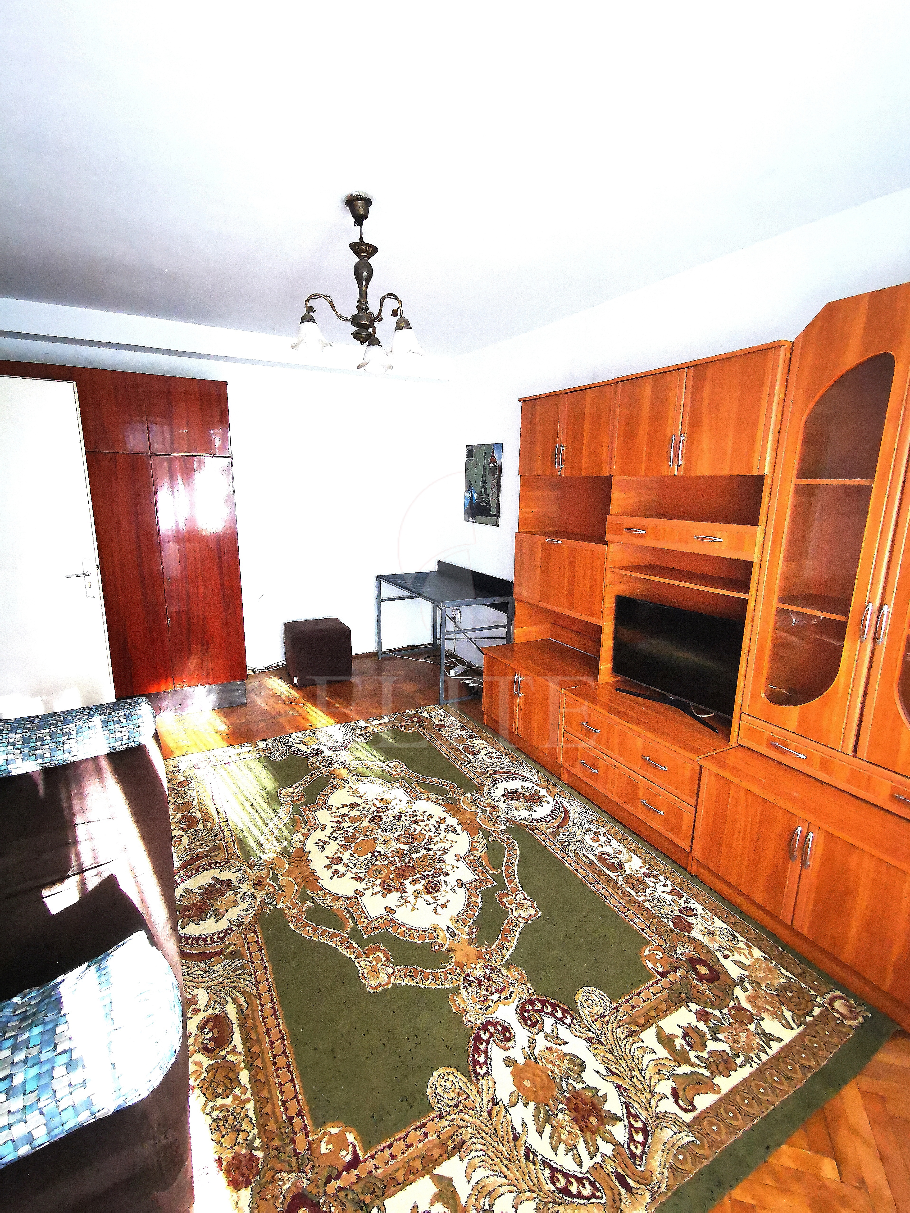 Apartament 2 camere în zona STRAZII CALEA FLORESTI-1285137