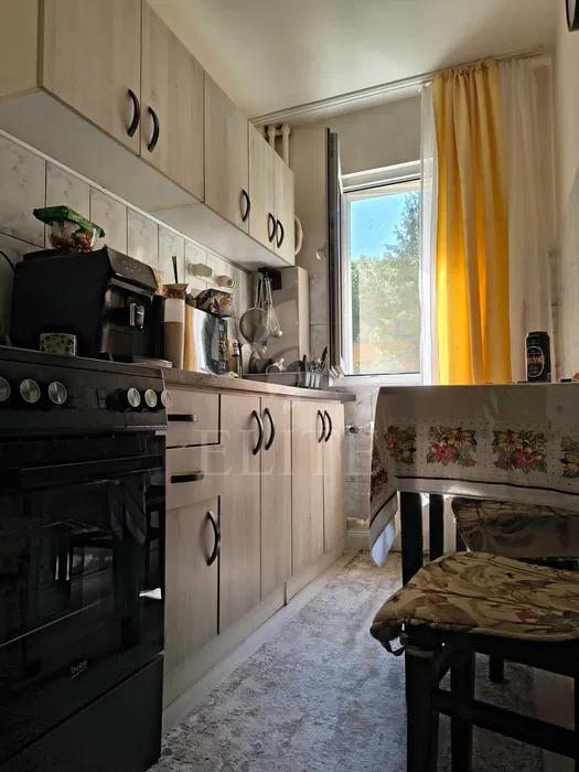 Apartament 3 camere în zona MC DONALDS-1285980
