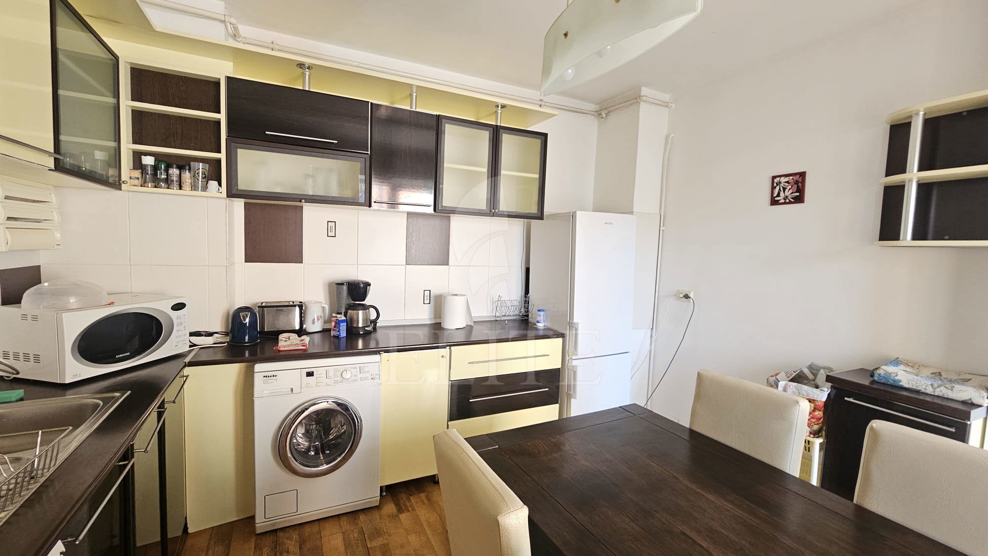 Apartament 4 camere în zona str. Observatorului-1286063
