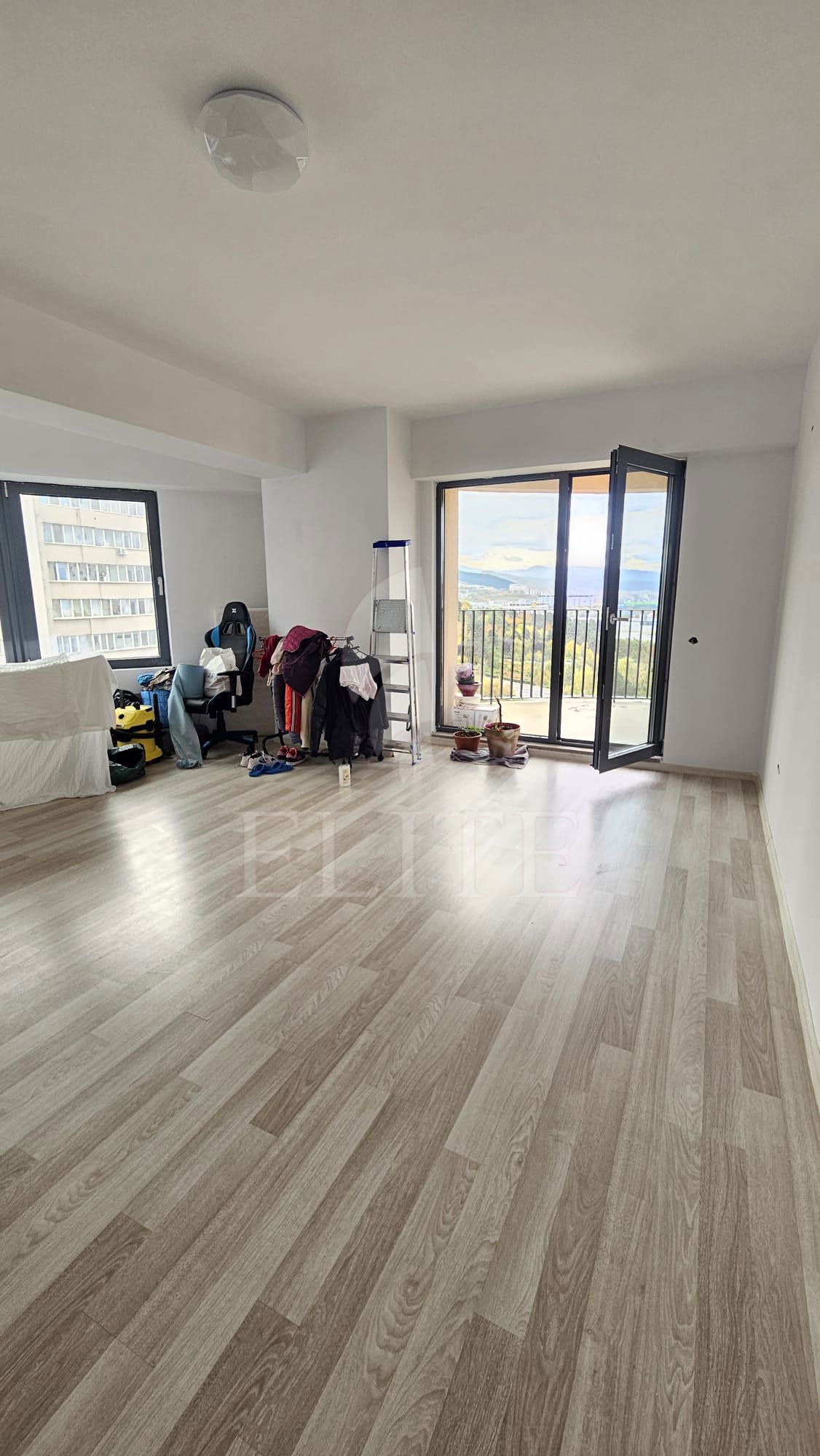 Apartament o camera în zona MAGAZINUL PENNY-1287635