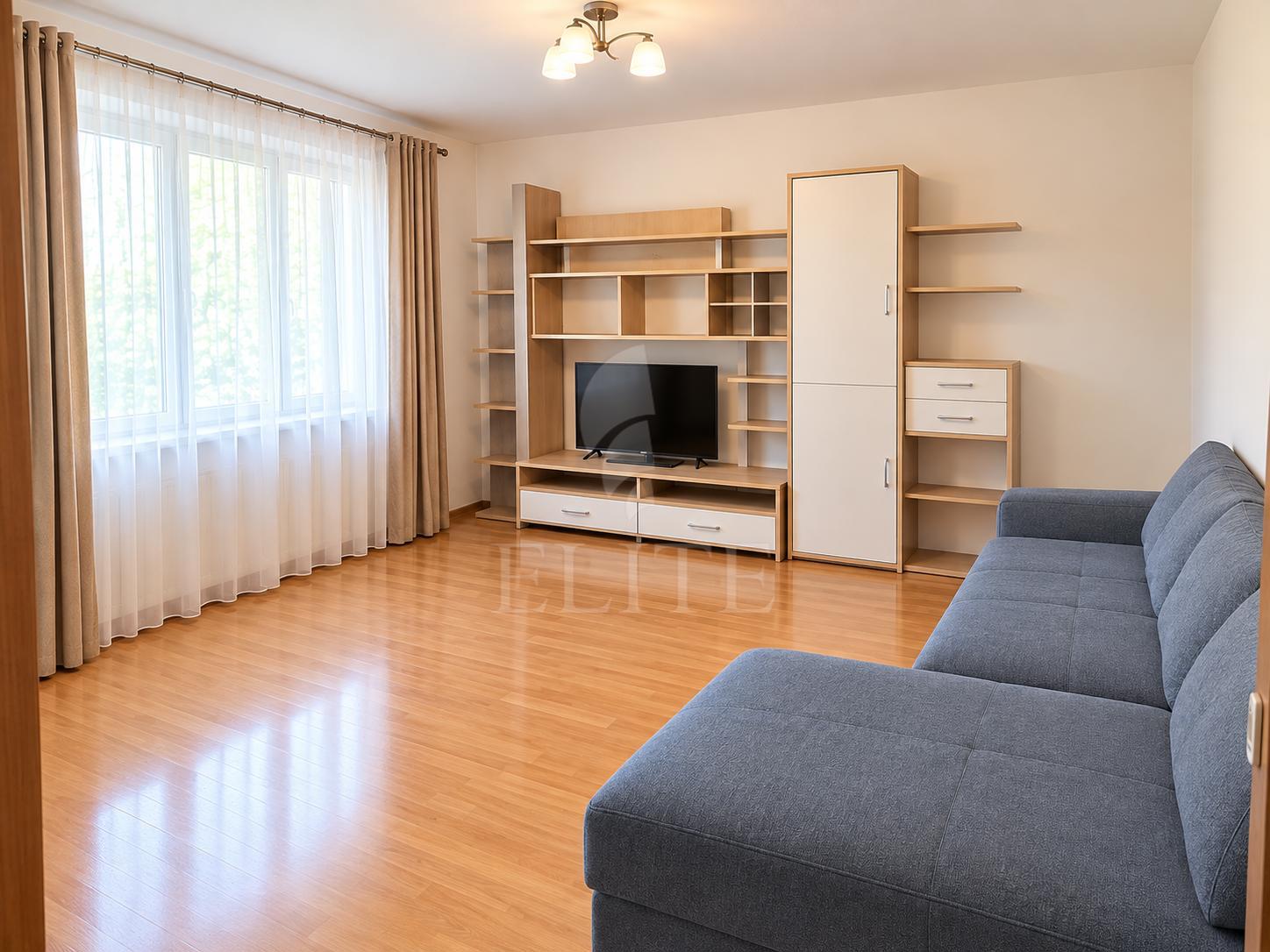 Apartament o camera în zona STRAZII VIILOR-1287790
