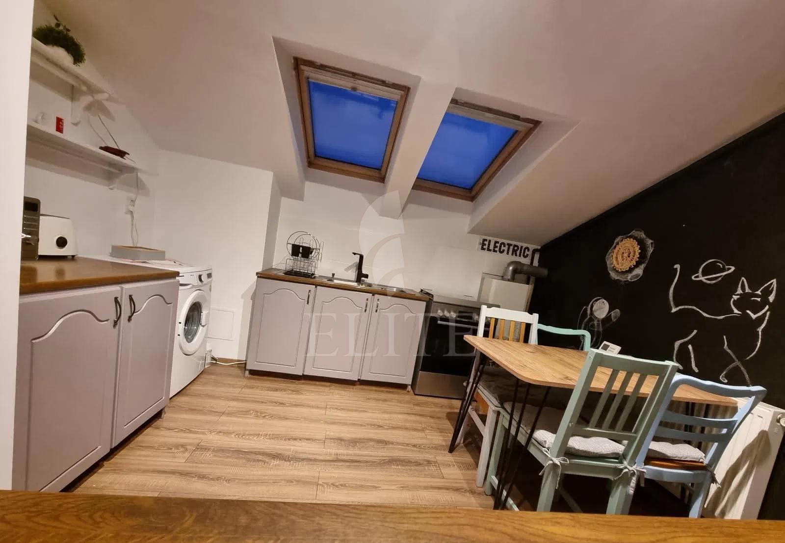 Apartament o camera în zona BLOCUL SPRAY-1289302