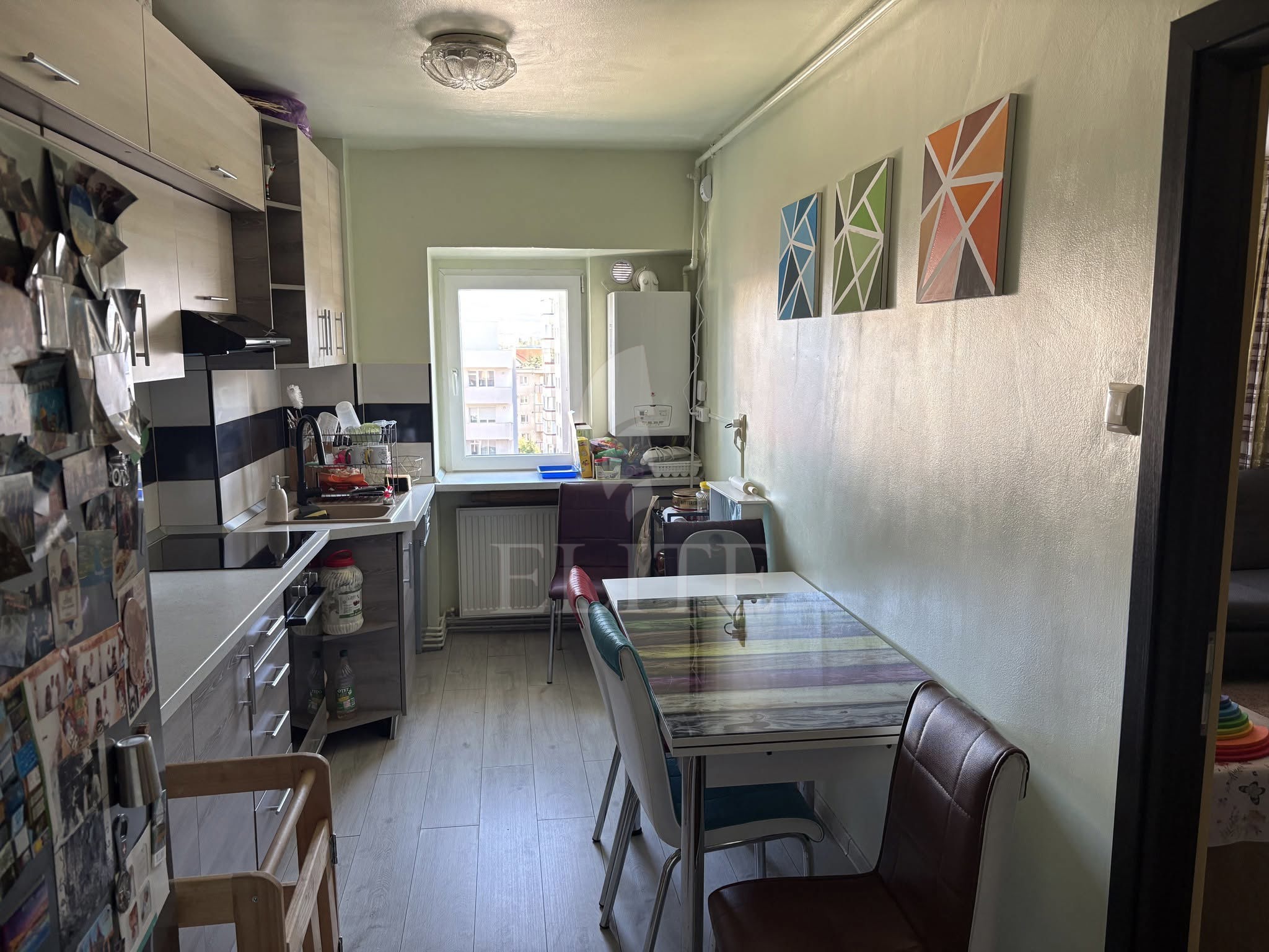 Apartament 3 camere în zona STRAZII AUREL VLAICU-1289622