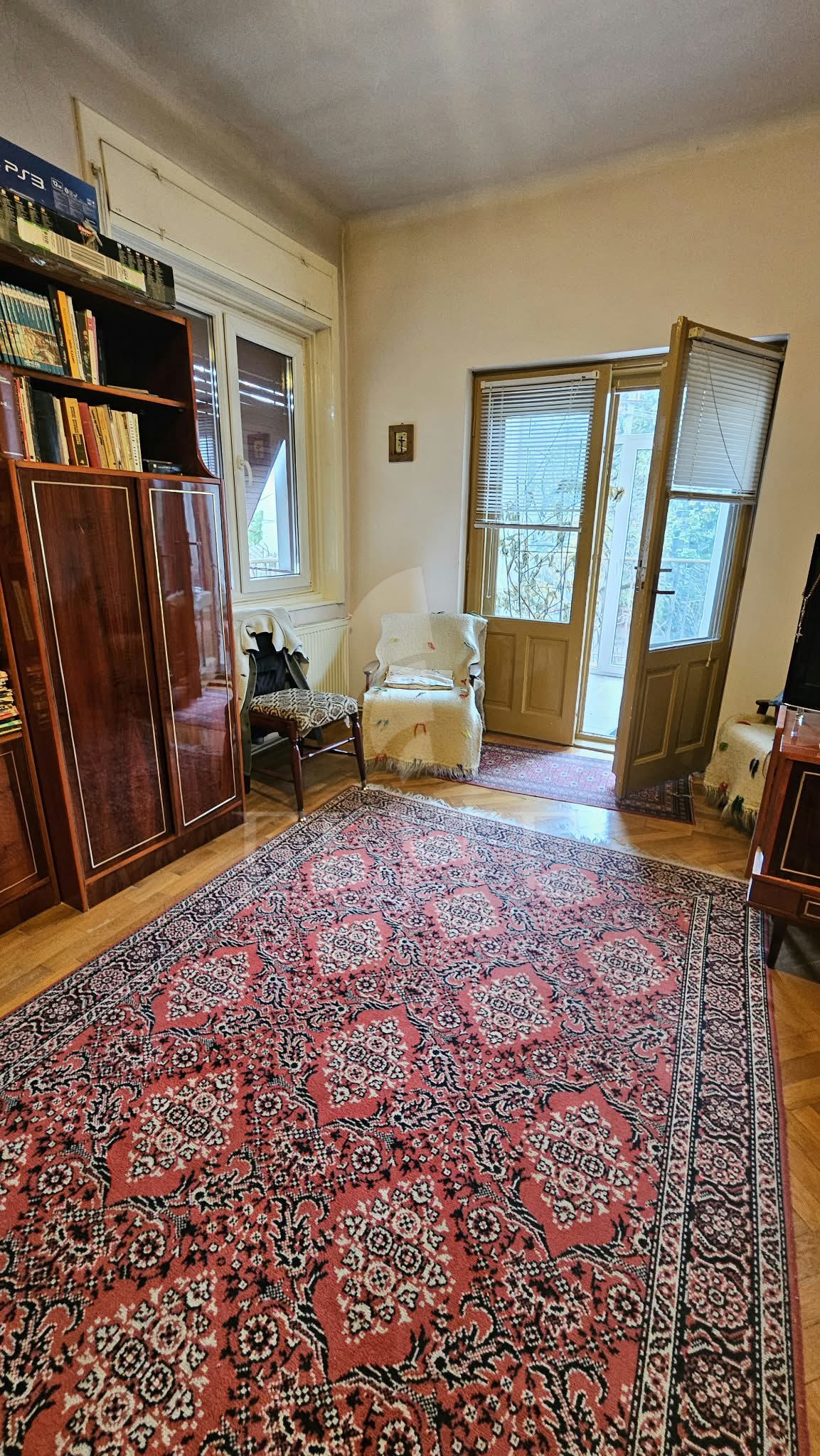 Apartament 3 camere în zona SEMICENTRALA-1290497