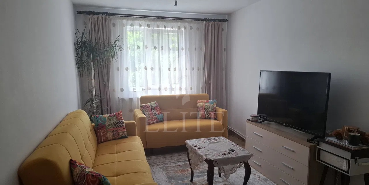 Apartament 3 camere în zona STRAZII CAMPULUI-1292725