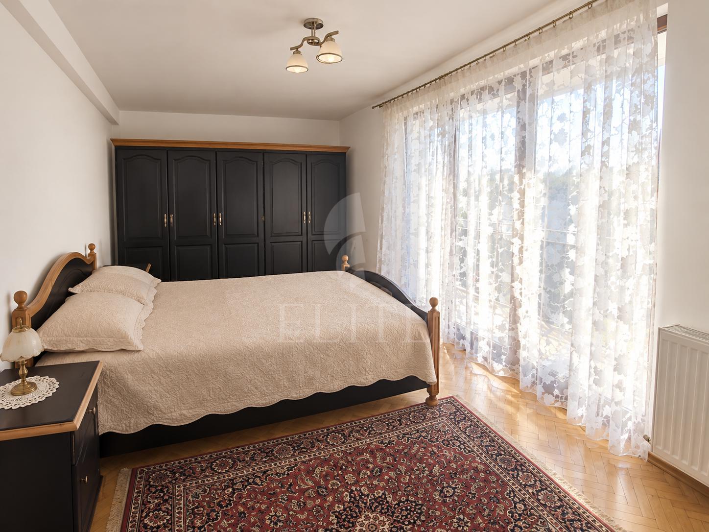 Apartament 3 camere în zona  Zriyni Miklos(Serviciu Pasapoarte Cluj-1292863