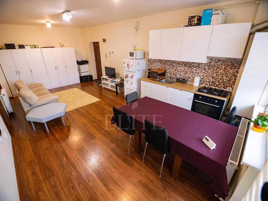 Apartament 3 camere în zona BORHANCI-895911
