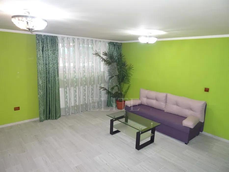 Apartament o camera în zona CENTRALA-928109